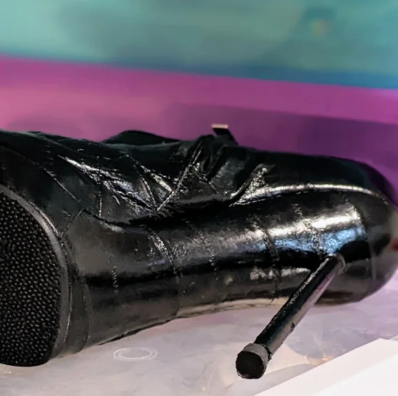 Yves Saint Laurent Eel Skin YSL Stiletto Booties 8 38 - Picture 13 of 17